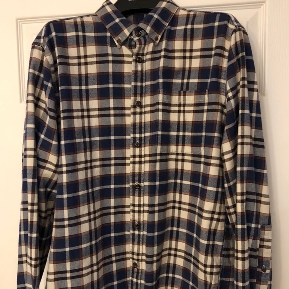Eddie Bauer Classic Fit flannel shirt - Picture 1 of 1